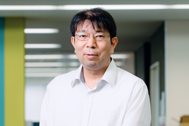 津村 邦治